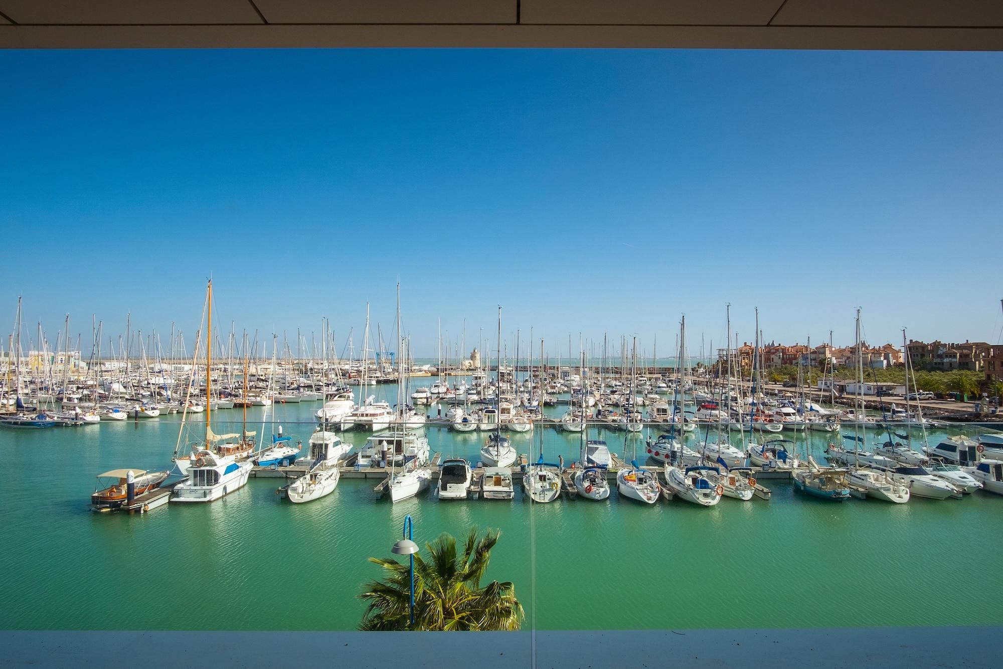 Suites Puerto Sherry El Puerto de Santa María Eksteriør bilde